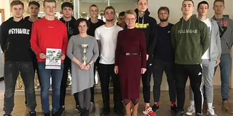 Uczniowie klasy 2D i 2NLO zajęli II m-ce w 1/4 Mistrzostw Polski Juniorów w Piłce Ręcznej. WIELKIE GRATULACJE!