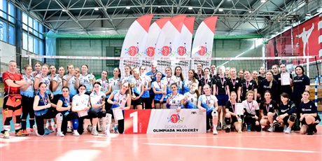 Powiększ grafikę: cwiercfinaly-mistrzostw-gdanska-w-pilce-siatkowej-dziewczat-421808.jpg