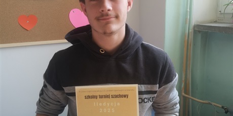 Powiększ grafikę: druga-edycja-szkolnego-turnieju-szachowego-610668.jpg