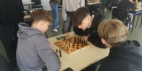 Powiększ grafikę: druga-edycja-szkolnego-turnieju-szachowego-610671.jpg