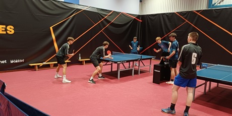 Powiększ grafikę: druzynowe-mistrzostwa-gdanska-w-tenisie-stolowym-chlopcow-657176.jpg