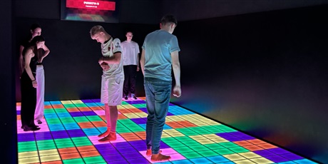 Powiększ grafikę: klasa-4e-w-pixel-xl-712414.jpg