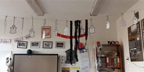 Powiększ grafikę: konkurs-halloween-wyniki-652322.jpg