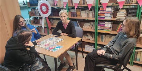 Powiększ grafikę: podsumowanie-patriotycznego-tygodnia-w-naszej-szkole-665983.jpg