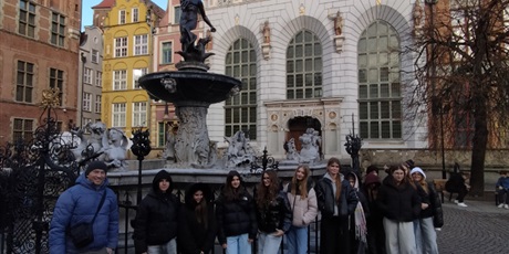 SPACER EDUKACYJNY DROGĄ KRÓLEWSKĄ – WYCIECZKA KLASY III F