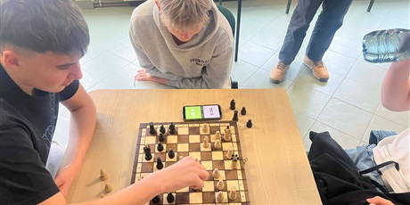 Powiększ grafikę: szkolny-turniej-szachowy-680973.jpg
