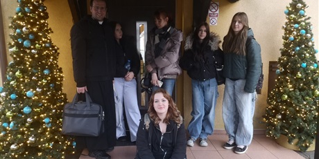 WIZYTA SZKOLNEGO KOŁA WOLONTARIATU XXI LO W DOMU IM. JANUSZA KORCZAKA W GDAŃSKU