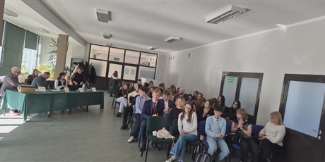 Powiększ grafikę: wybory-do-mlodziezowej-rady-miasta-ii-tura-w-naszej-szkole-680690.jpg