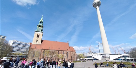 Powiększ grafikę: wycieczka-do-berlina-i-poczdamu-607641.jpg