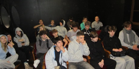 Powiększ grafikę: wyjscie-klasy-i-c-w-ramach-ogolnopolskiego-ministerialnego-programu-wyjscie-z-klasa-szlakiem-historii-gdanska-660316.jpg