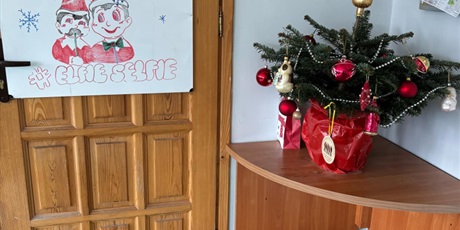 KONKURS NA ŚWIĄTECZNĄ DEKORACJĘ SALI